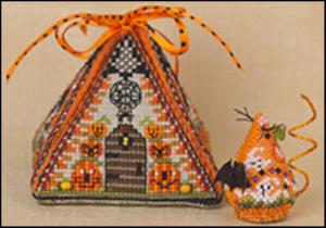 JN297LE Haunted Autumn Mouse in a House JN297LE Haunted Autumn Mouse in a House